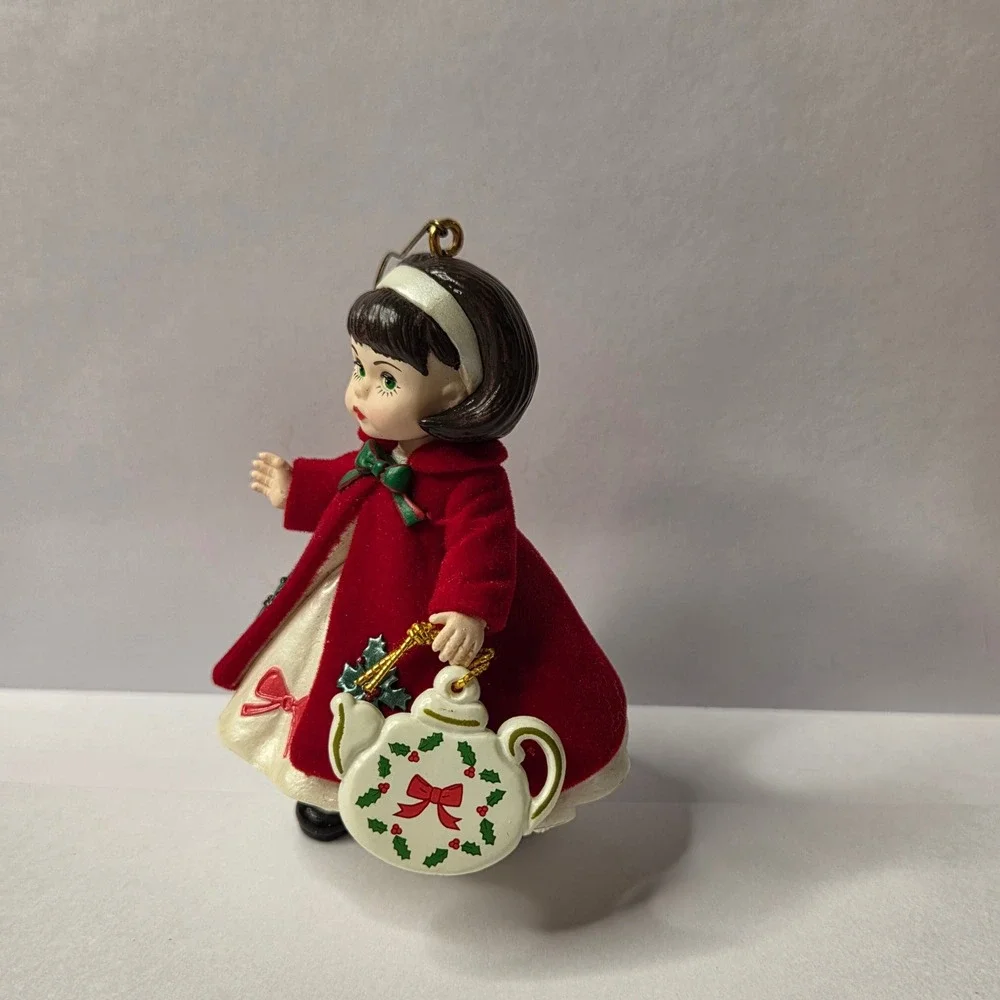 Hallmark Keepsake Christmas Tea Madame Alexander 2006 Ornament 11th In Series
